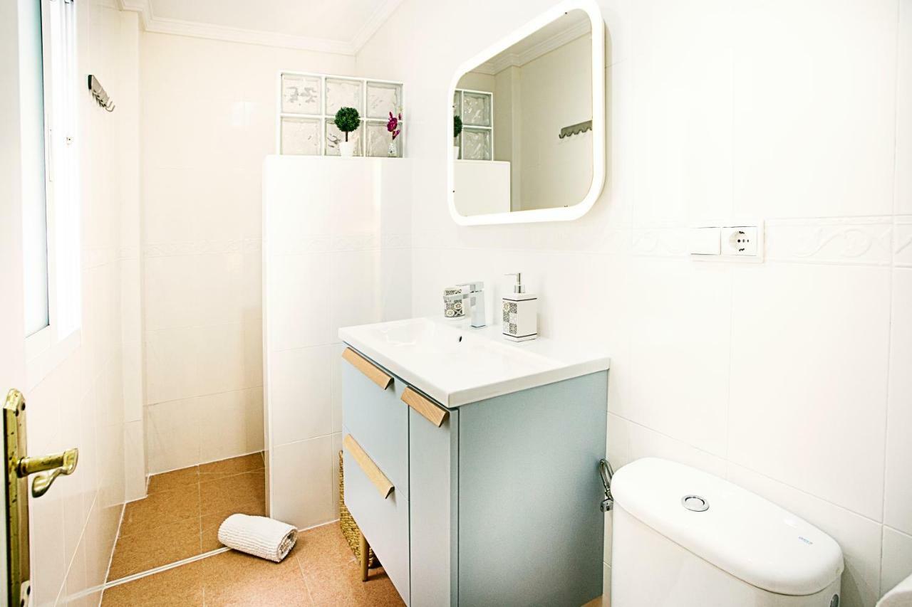 Hi Suite Malaga Centro Buitenkant foto